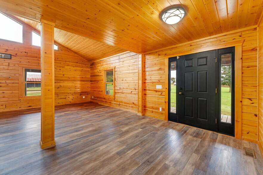 More Photos Of 1204 County Road 215, Berryville Specialty For Sale