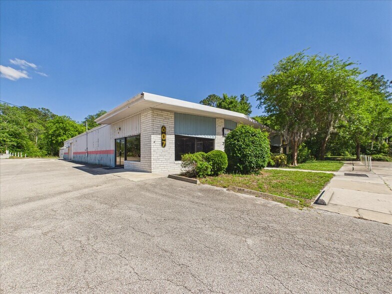 More Photos Of 607 Palm Ave, Palatka Flex For Sale