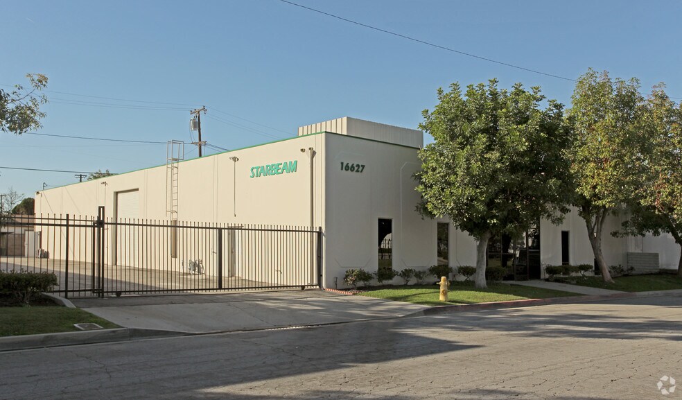 Primary Photo Of 16627 Parkside Ave, Cerritos Warehouse For Lease
