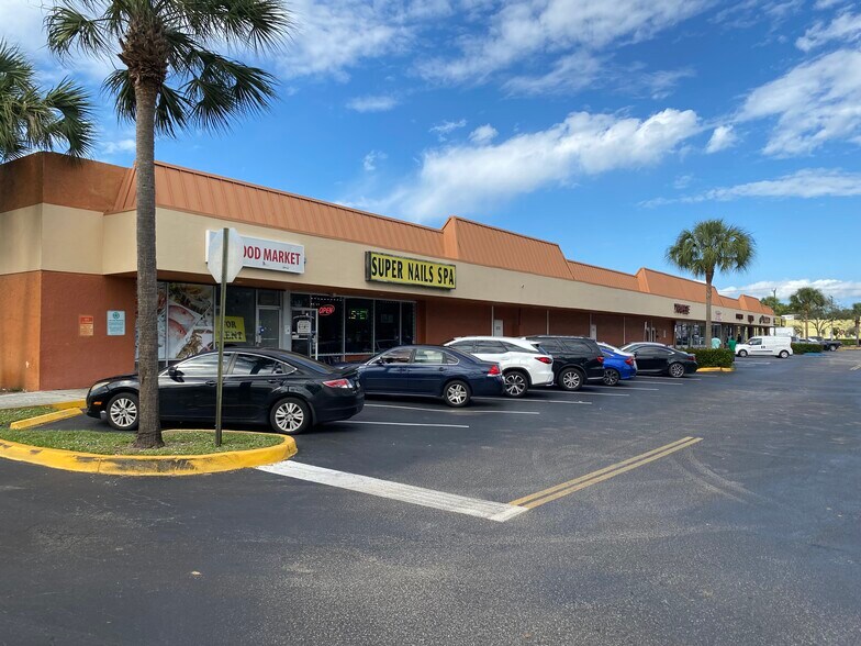 More Photos Of 5201-5299 N State Road 7, Tamarac Storefront For Lease