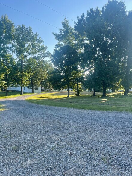 More Photos Of 106 Chance Cir, Mount Ida Multifamily For Sale