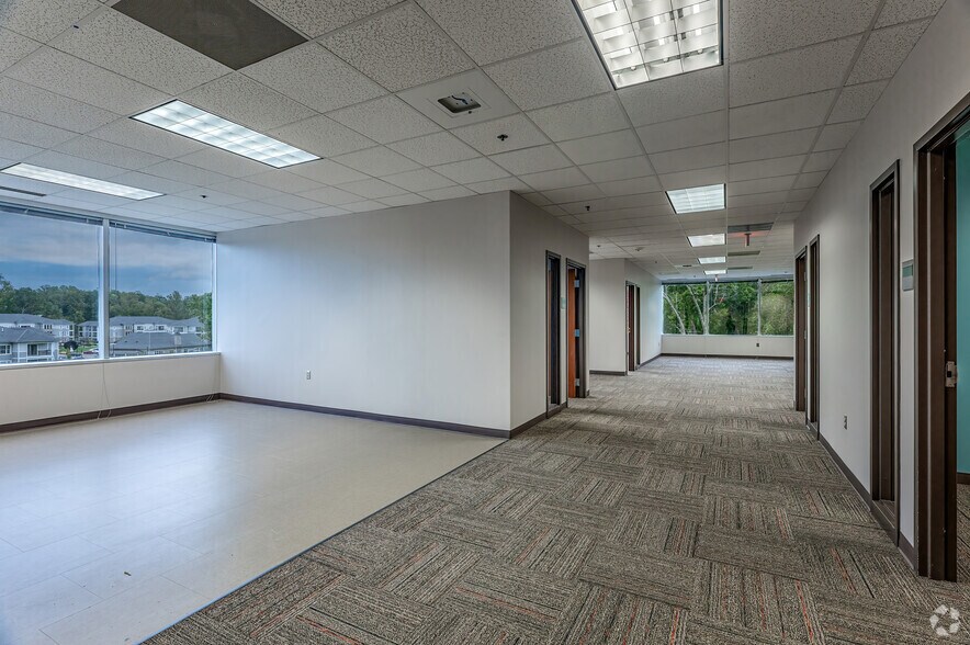 More Photos Of 7501 Boulder View Dr, North Chesterfield Unknown For Lease