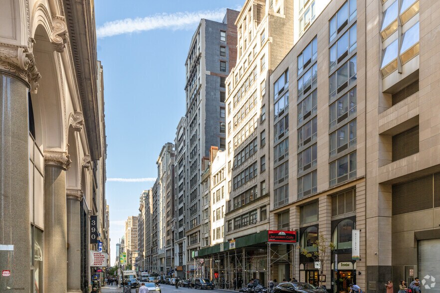 More Photos Of 15 W 36th St, New York Office For Lease