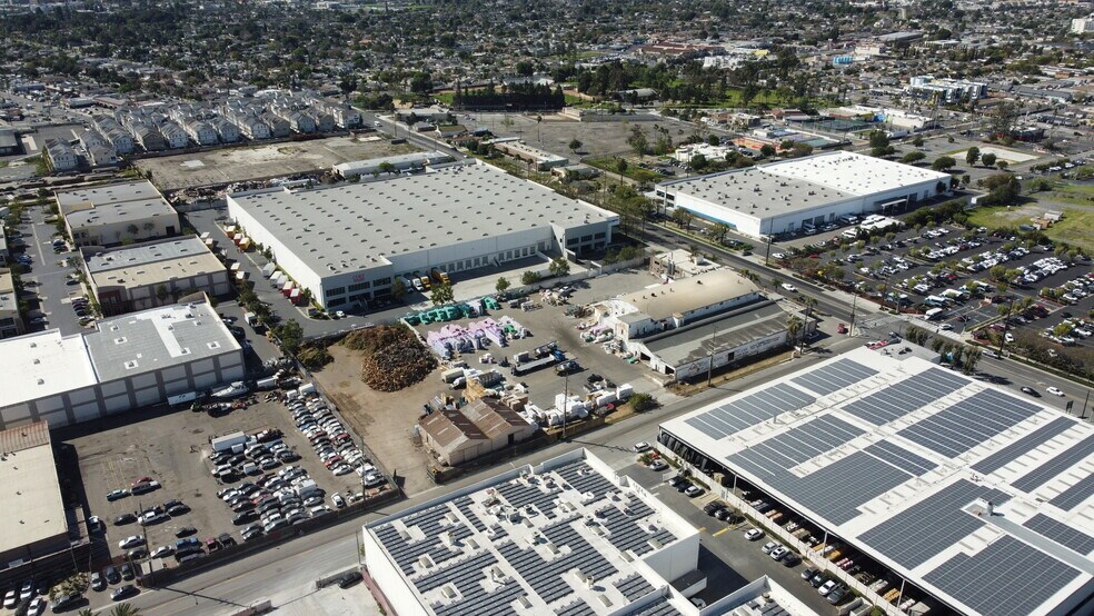 More Photos Of 1244 N Anaheim Blvd, Anaheim Warehouse For Lease
