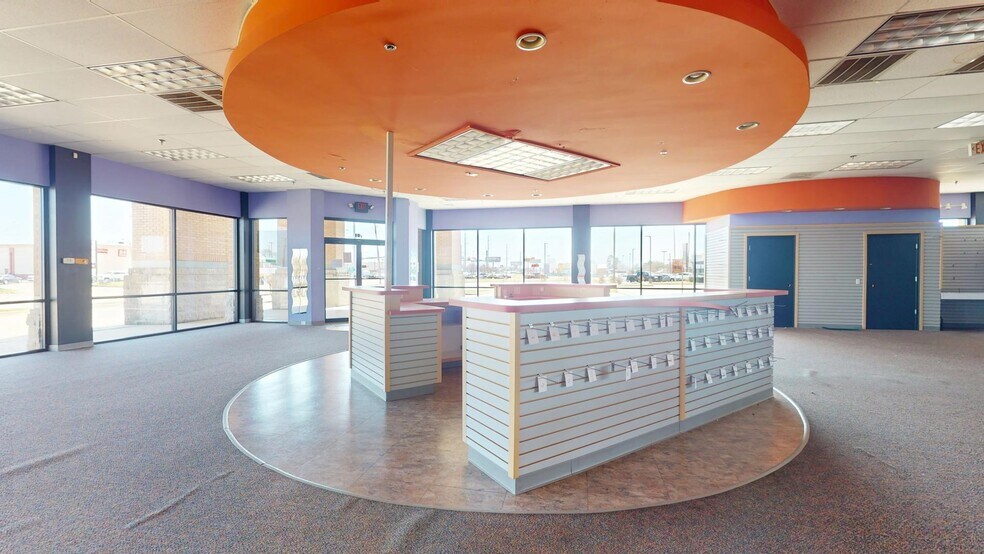 More Photos Of 4501 State Line Ave, Texarkana Unknown For Lease