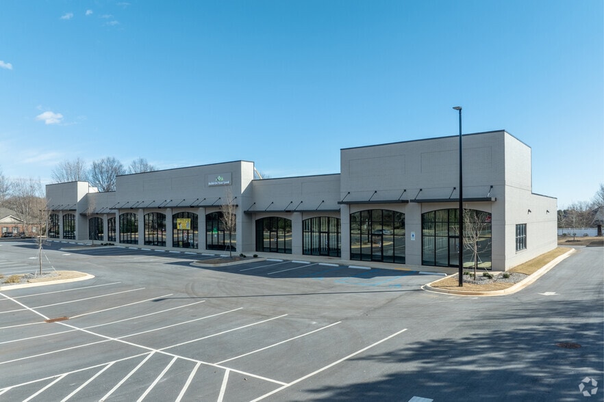 More Photos Of 1140 E Butler Rd, Greenville General Retail For Lease