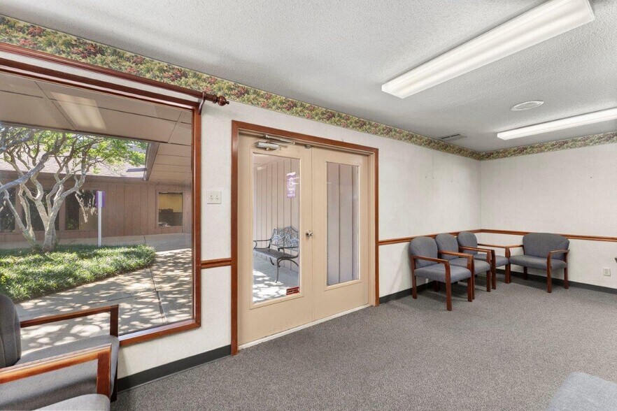 More Photos Of 4150 Nelson Rd, Lake Charles Healthcare For Lease