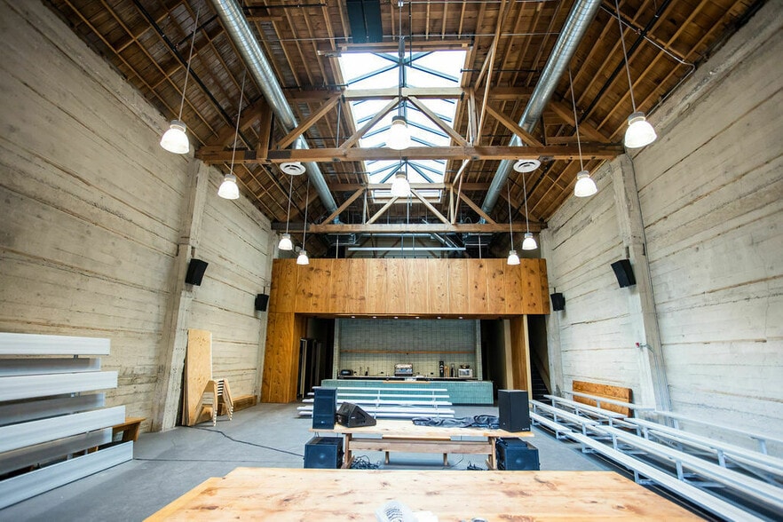 More Photos Of 1716 Broadway, Oakland Storefront For Sale