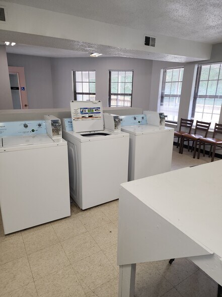 More Photos Of 405 River Rd, Redfield Apartments For Sale