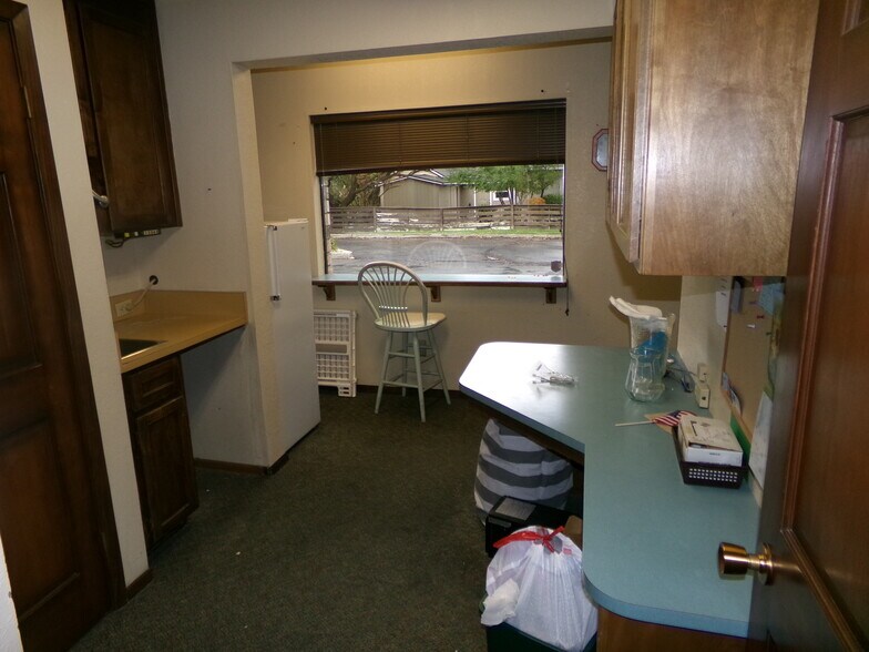 More Photos Of 602 E Caroline St, Carson City Medical For Sale