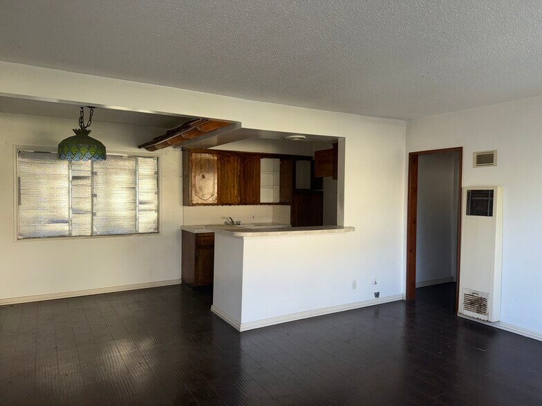 More Photos Of 904 N 1st St, Alhambra Apartments For Sale