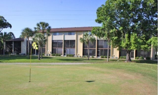 More Photos Of 3700 BENEVA Rd, Sarasota Apartments For Sale