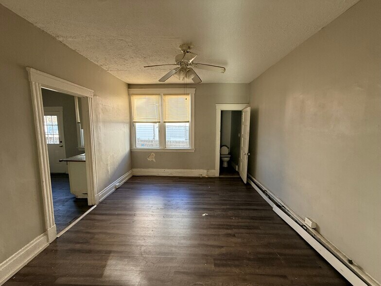 More Photos Of 1762 Cleveland Ave, Norwood Apartments For Sale