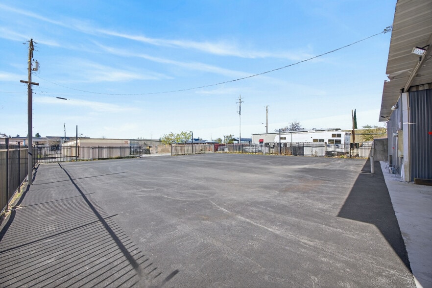 More Photos Of 1110 Ramirez St, Marysville Auto Dealership For Sale