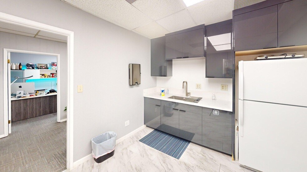 More Photos Of 434-436 W Foothill Blvd, Monrovia Office For Lease