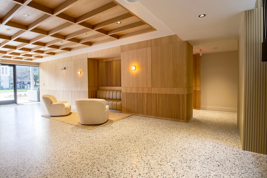 More Photos Of 3334 Richmond Ave, Houston Office For Sale