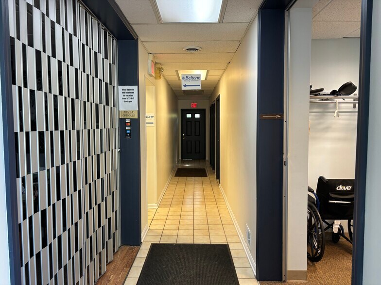 More Photos Of 1789 Us-9, Clifton Park Storefront Retail Office For Lease