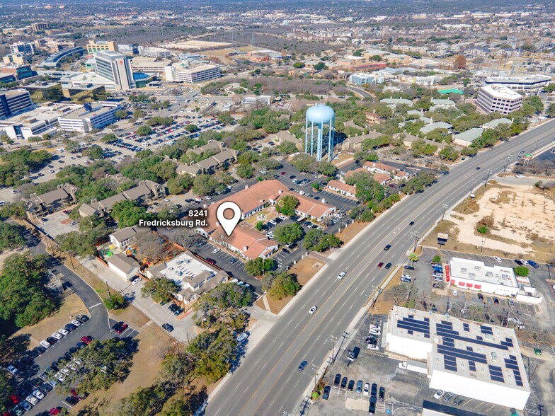 More Photos Of 8201-8241 Fredericksburg Rd, San Antonio Medical For Lease
