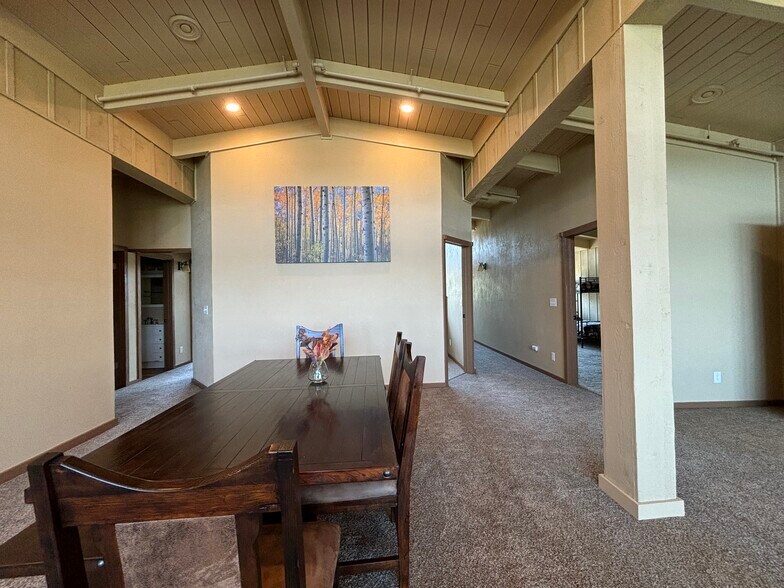 More Photos Of 501-550 Quadna Rd, Hill City Hotel For Sale