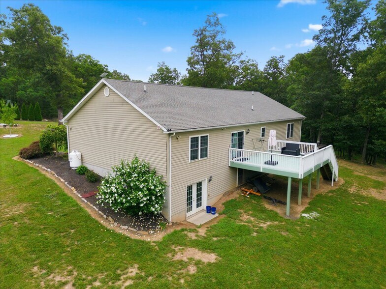 More Photos Of 1309 Redland Rd, Cross Junction Winery Vineyard For Sale