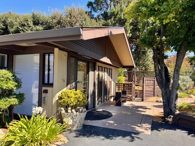 Primary Photo Of 16 Ford Rd, Carmel Valley Medical For Lease