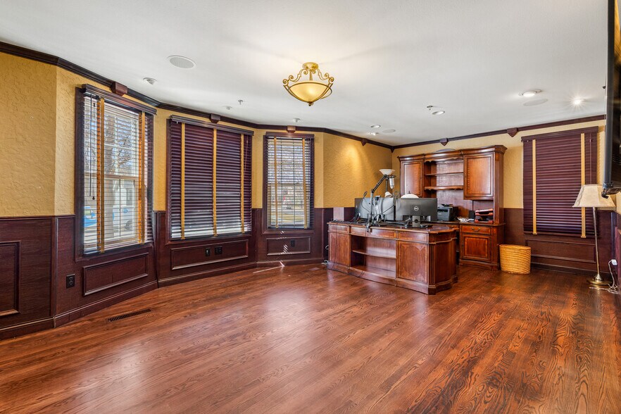 More Photos Of 1010 9th St, Rapid City Medical For Sale