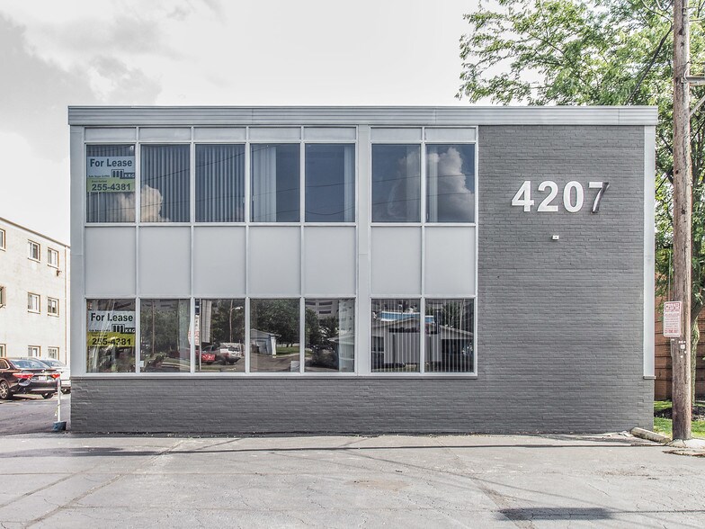More Photos Of 4207 E Broad St, Columbus Office Residential For Sale