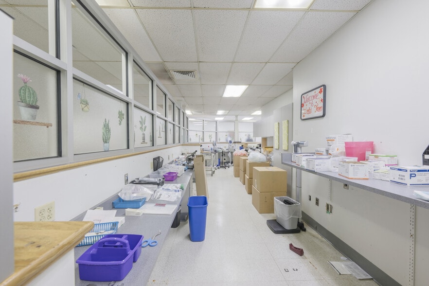 More Photos Of 100 Curtis St, Providence Medical For Sale