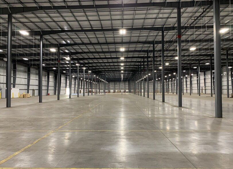 More Photos Of 1000 Taylor Ave, Park Hills Distribution For Lease