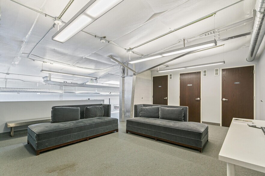 More Photos Of 2245 Curtis St, Denver Loft Creative Space For Lease