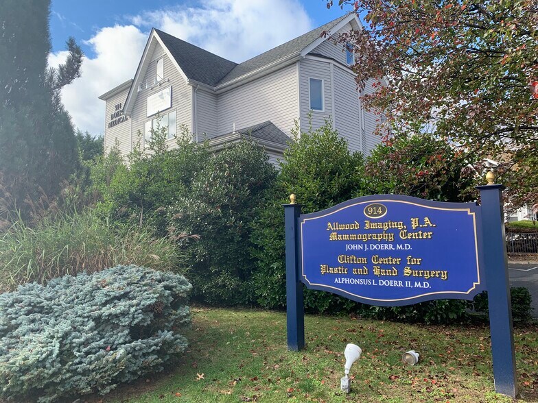 914 Clifton Ave, Clifton, NJ 07013 Rehabilitation Center For Sale