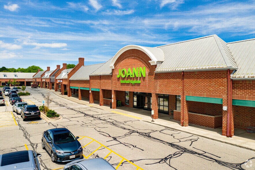 Primary Photo Of 4850-5070 S 74th St, Greenfield Freestanding For Lease