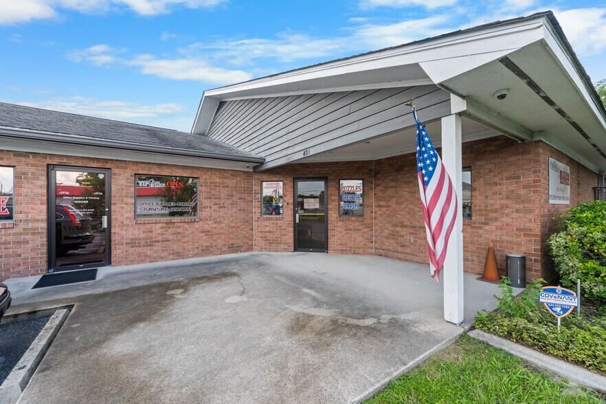 More Photos Of 421 US Highway 80 W, Garden City Freestanding For Lease