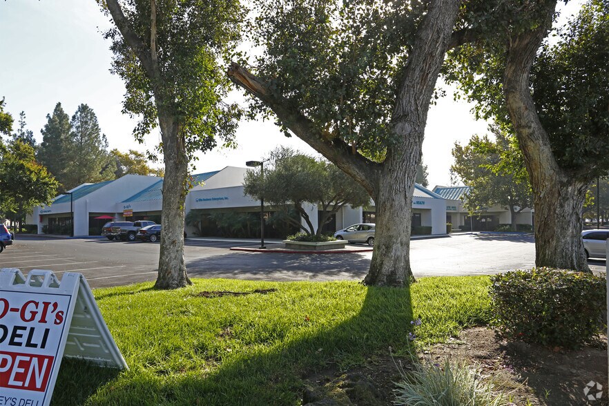 More Photos Of 2190 Meridian Park Blvd, Concord Research And Development For Lease