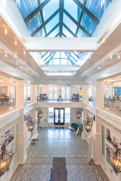 More Photos Of 37 N Orange Ave, Orlando Coworking Space