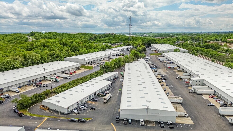 More Photos Of 101-114 Space Park N, Goodlettsville Unknown For Lease