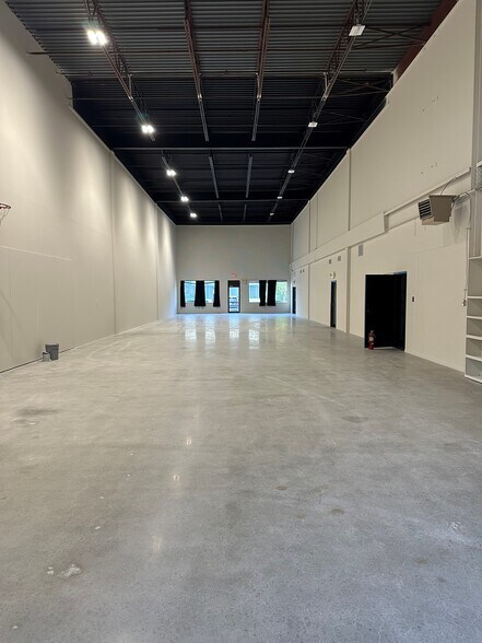 More Photos Of 4110 Butler Pike, Plymouth Meeting Light Manufacturing For Lease