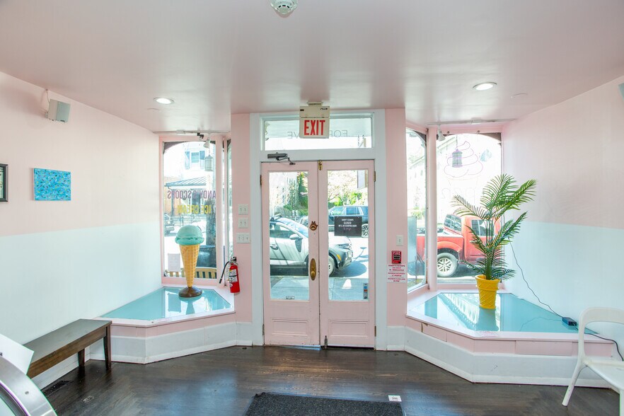 More Photos Of 45 Bridge St, Lambertville Storefront Retail Office For Sale