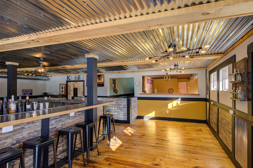 More Photos Of 2930 Rt 43, Averill Park Restaurant For Sale