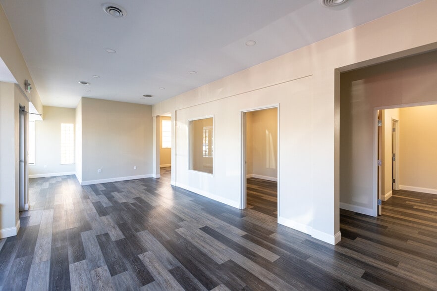 More Photos Of 412 Washington St, The Dalles Freestanding For Sale