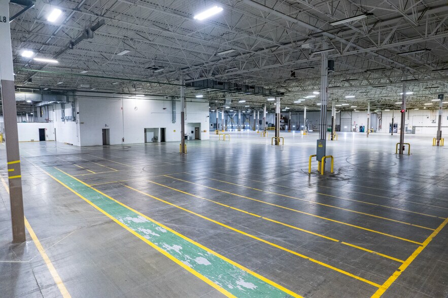 More Photos Of 1 Better Way, Chicopee Distribution For Lease