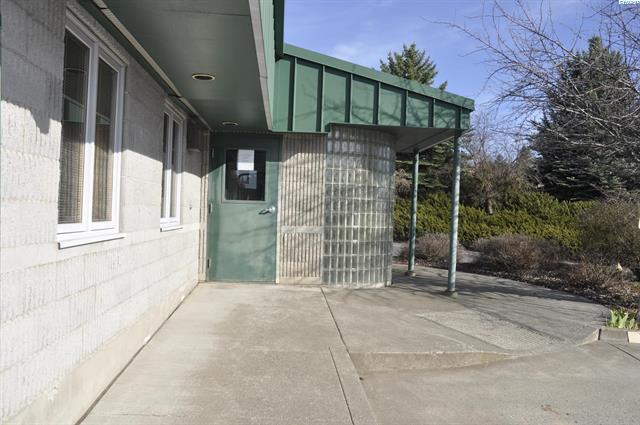 More Photos Of 2255 NE Hopkins Ct, Pullman Office For Sale