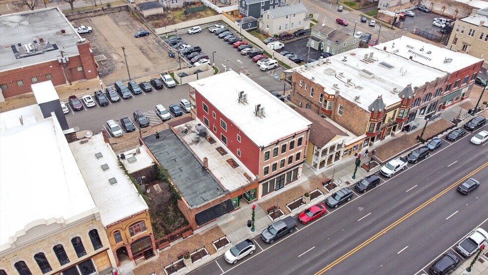 More Photos Of 1016 S State St, Lockport Apartments For Sale