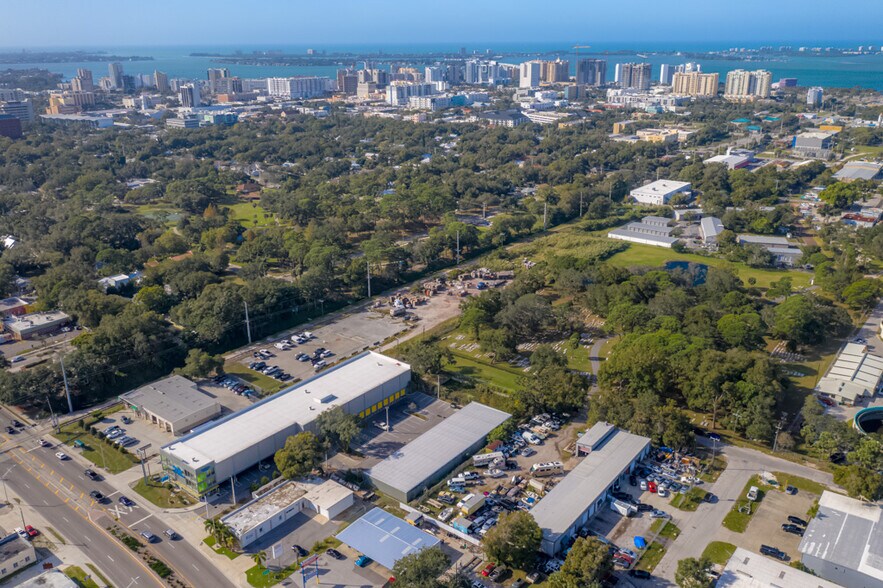 More Photos Of N Washington Blvd, Sarasota Land For Sale