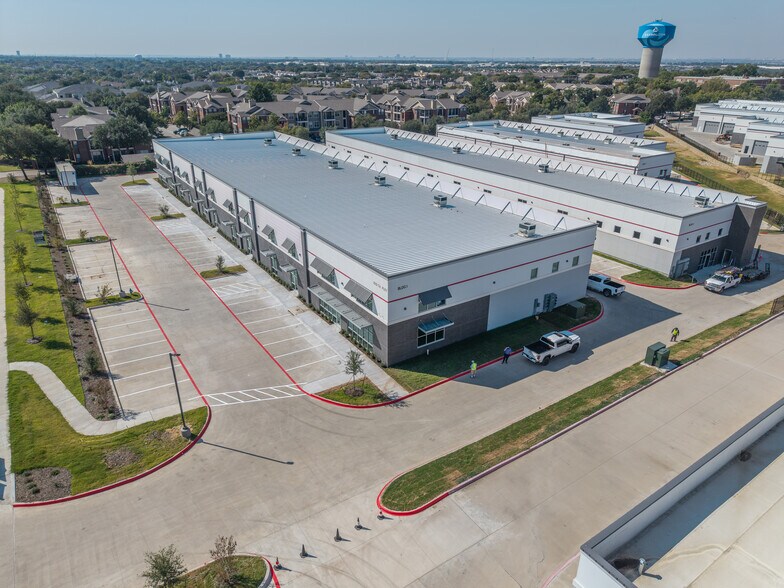 More Photos Of 2313 Tarpley rd, Carrollton Showroom For Sale