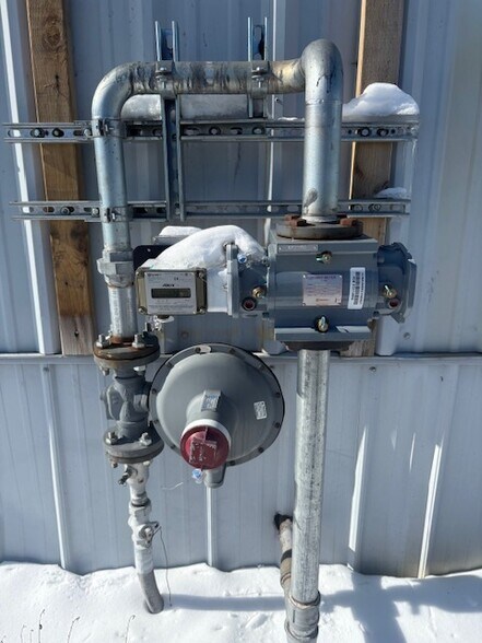 More Photos Of 1492 E Grand River Ave, Williamston Warehouse For Lease