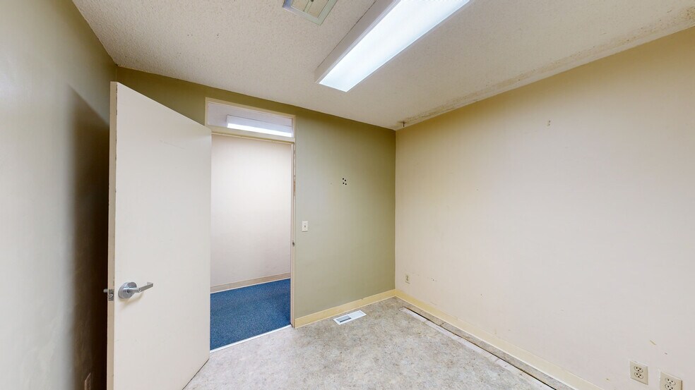 More Photos Of 13350 Big Basin Way, Boulder Creek Medical For Lease