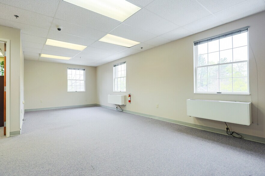 More Photos Of 555 Pleasant St, Attleboro Coworking Space