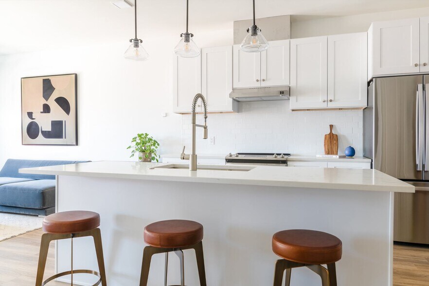 More Photos Of 2550 Detroit Ave, Cleveland Apartments For Lease