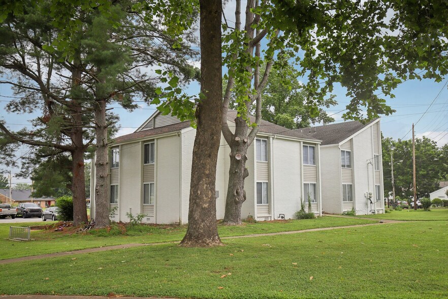 More Photos Of 1001 W 9th St, Russellville Apartments For Sale